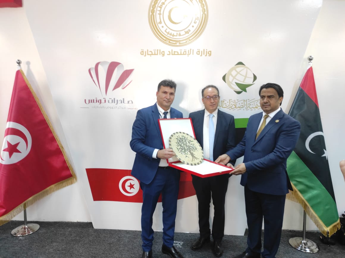 حضور تونسي متميز في معرض ليبيا للتمور ومعرض ليبيا لثمار زيت الزيتون